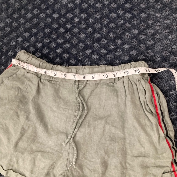 Sandra Fellini Women’s Italian 100% Linen Green Shorts - Picture 10 of 10